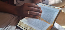 Load image into Gallery viewer, Tamil Holy Bible compact Size O.V. 27TI(R) New Ortho edition, Bonded Leather. Golden Edge