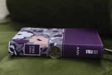 Load image into Gallery viewer, Holy Bible: New International Version, Thinline, Dark Orchid / Grape, Leathersoft, Red Letter Edition Imitation Leather – Import,