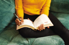 Load image into Gallery viewer, NIV JOURNAL The word Bible For Women, 500vprompts to encourage Journaling and refelection.