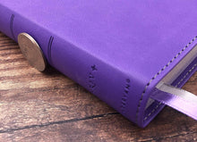 Load image into Gallery viewer, NRSV, Thinline Reference Bible, Comfort Print, New Revised Standard Version Thinline Reference Bible – Import,