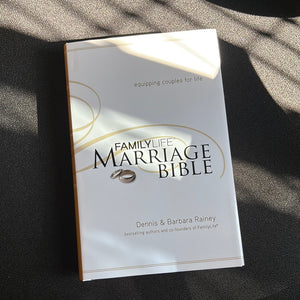 NKJV, FamilyLife Marriage Bible, Hardcover: Equipping Couples for Life (Bible Nkjv) Hardcover