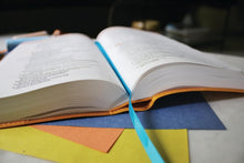 Load image into Gallery viewer, NIrV, The Illustrated Holy Bible for Kids, Yellow, Full Color, Comfort Print: Over 750 Images.
