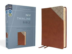 Niv, Thinline Bible, Leathersoft, Brown, Red Letter, Comfort Print: New International Version, Brown, Leathersoft, Thinline Bible, Red Letter, Comfort Print Imitation Leather – Import