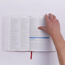 Load image into Gallery viewer, NKJV, Maxwell Leadership Bible, Third Edition, Compact, Leathersoft, Black, Comfort Print Imitation Leather
