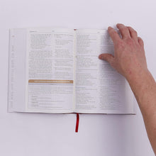 Load image into Gallery viewer, NKJV, Maxwell Leadership Bible, Third Edition, Compact, Leathersoft, Black, Comfort Print Imitation Leather
