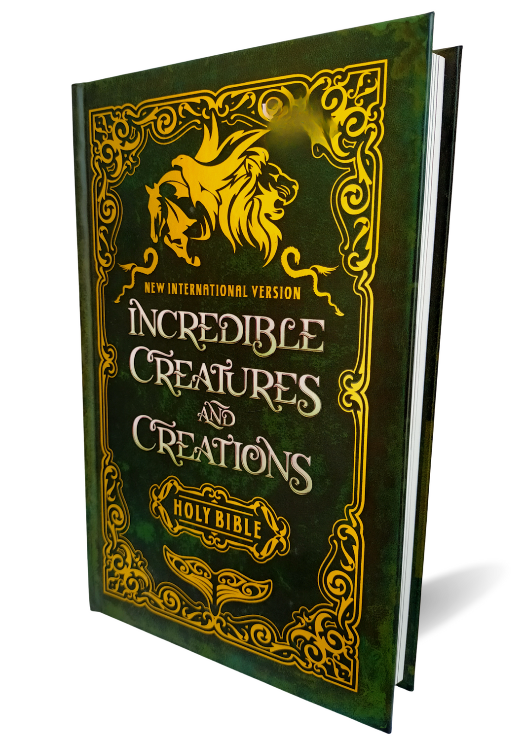 Holy Bible: New International Version, Incredible Creatures and Creations Hardcover – Import